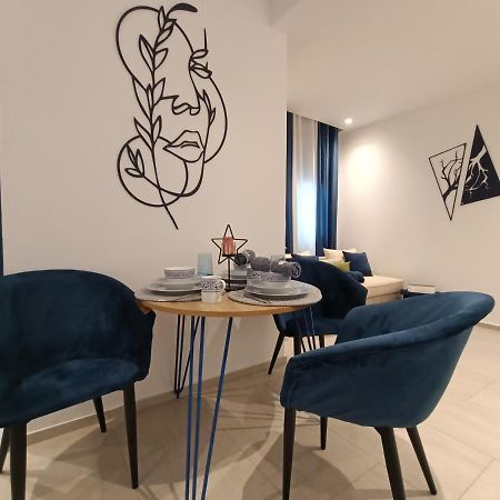 Lovely 1-Bed Apartment In Lac1 Tunis Exterior photo